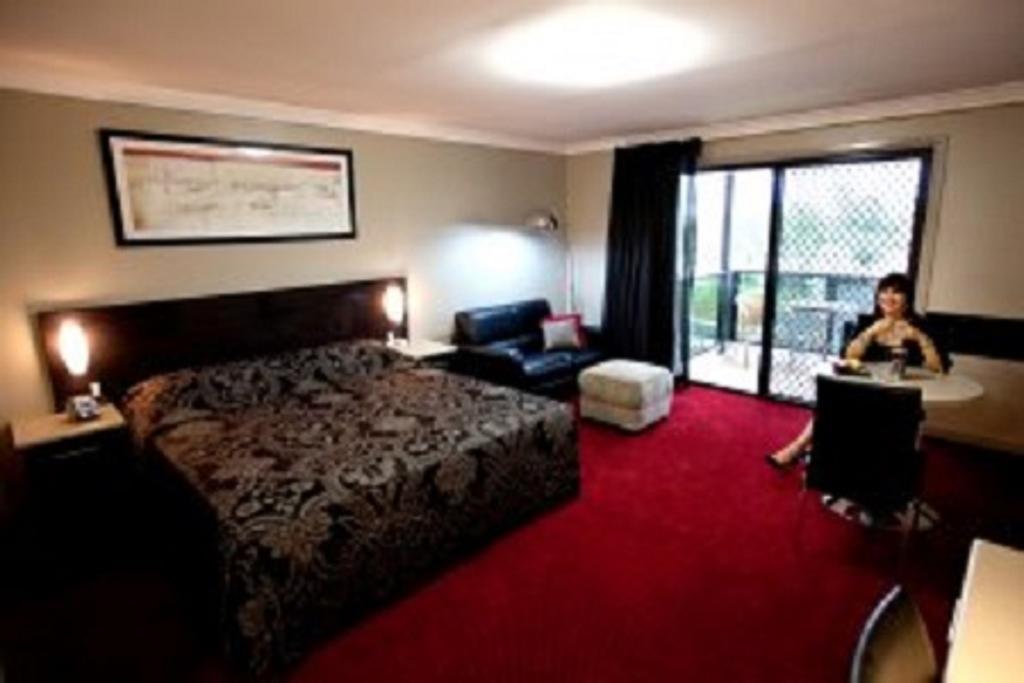 Cattlemans Country Motor Inn & Serviced Apartments Даббо Номер фото